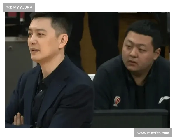 杨鸣:全力以赴完美实现速胜 坚持不放弃任何一场资格赛 杨鸣:全力以赴完美实现速胜 坚持不放弃任何一场资格赛